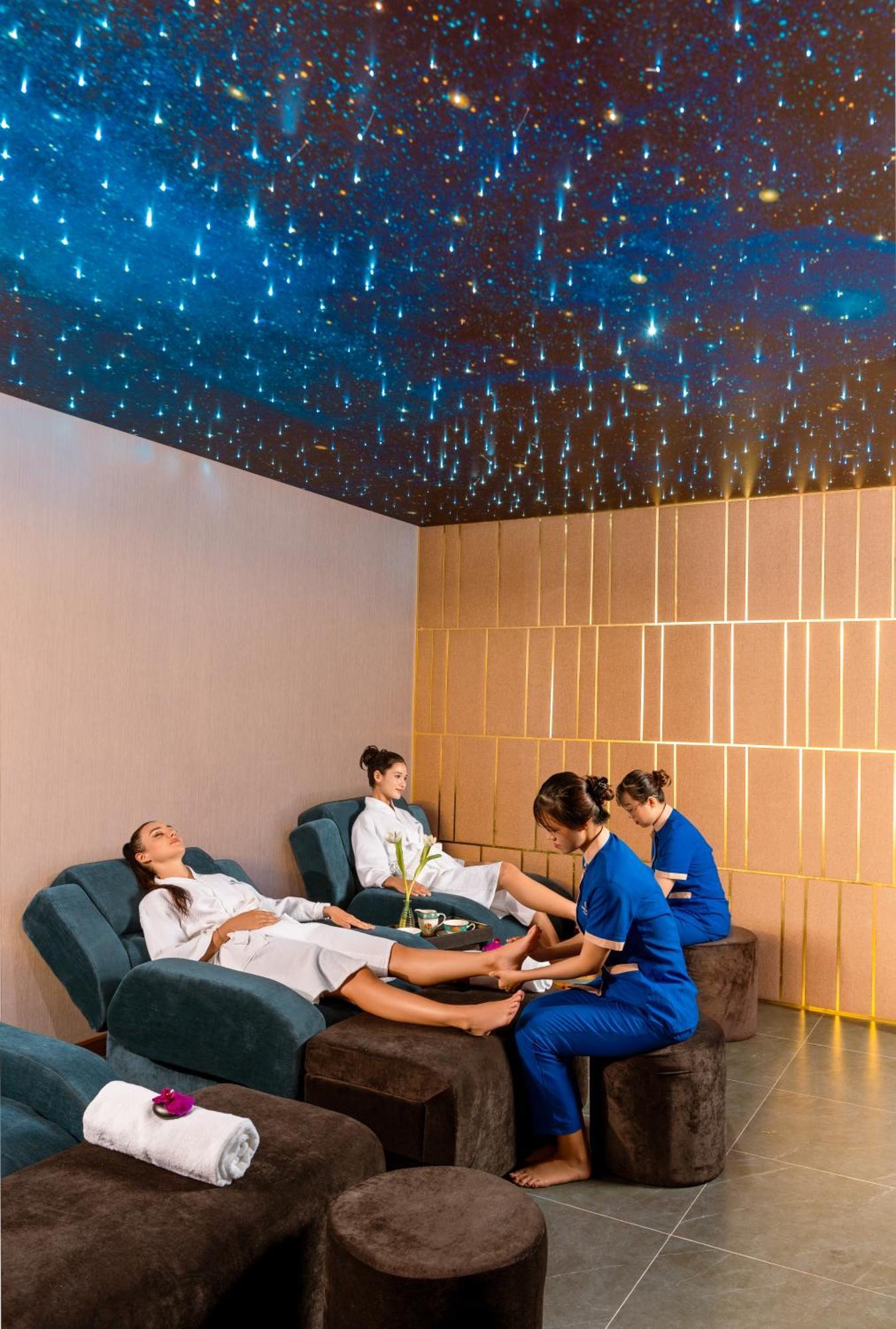 Poseido Hotel Quang Binh 洞海 外观 照片